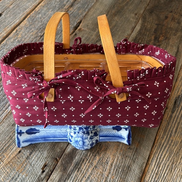 Longaberger Woven Handled Basket with Burgundy Fabric and Insert Liner - Picture 10 of 11